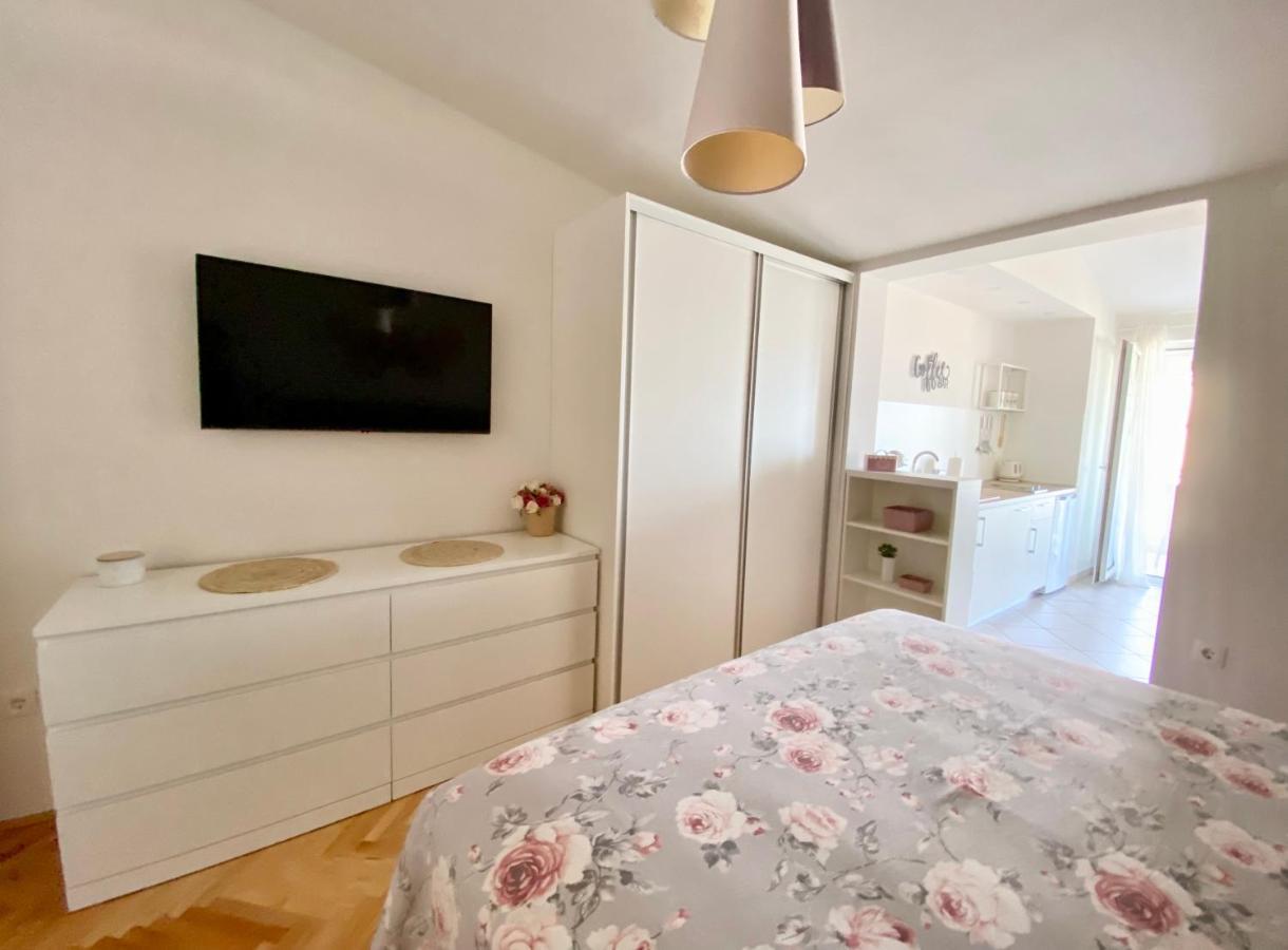 Apartmani Marko Тучепи Экстерьер фото